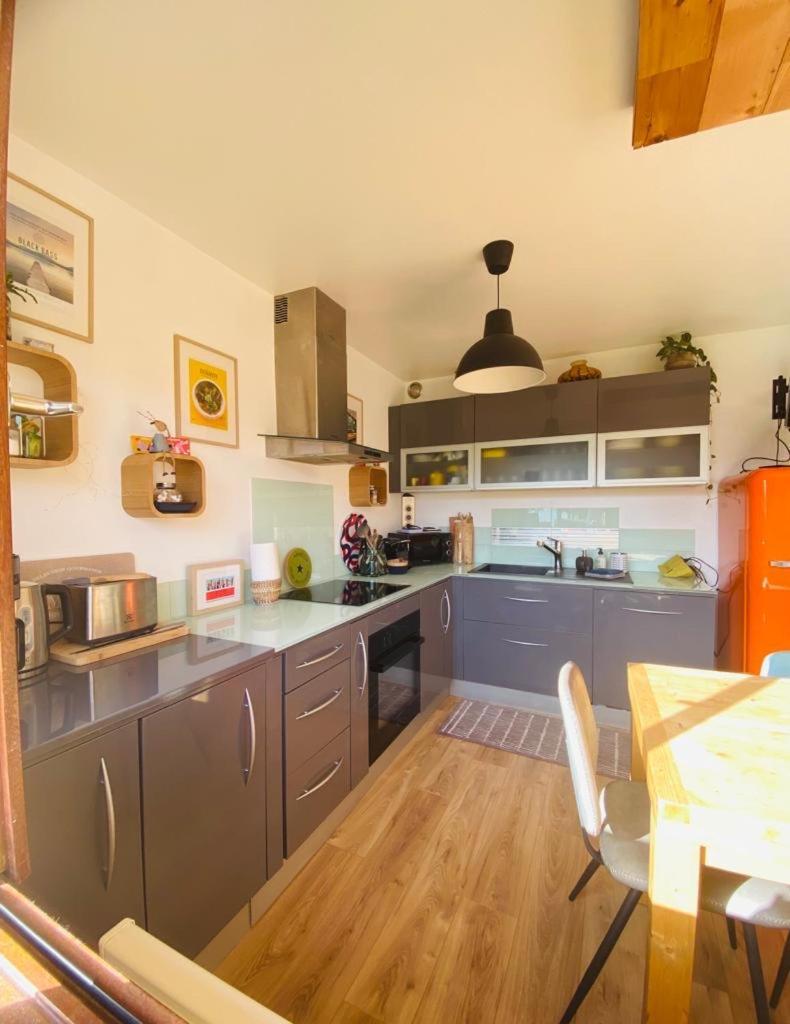 Appartement Au Calme Avec Vue Sur Les Montagnes. Sévrier エクステリア 写真