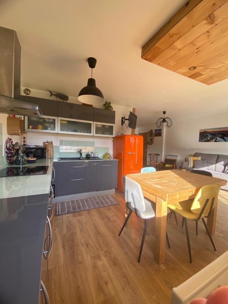 Appartement Au Calme Avec Vue Sur Les Montagnes. Sévrier エクステリア 写真